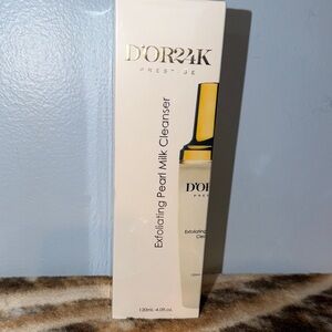 D'Or Skincare Exfoliating Pearl Milk Cleanser - Cream and Gold